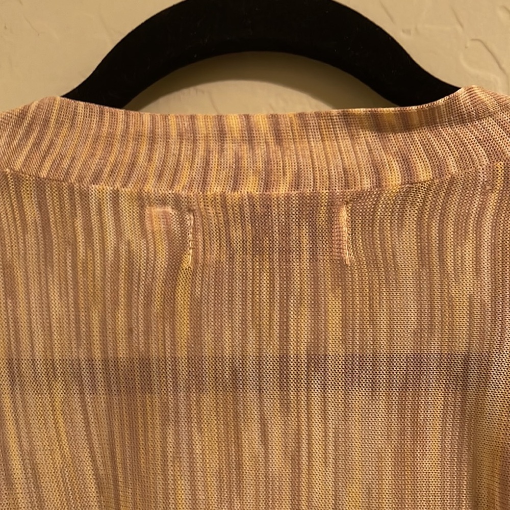Guess Top - Picture 7 of 7